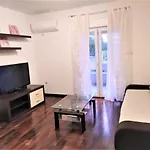 Viktoria - *